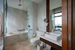 Nouvel 18 (D10), Condominium #505558391